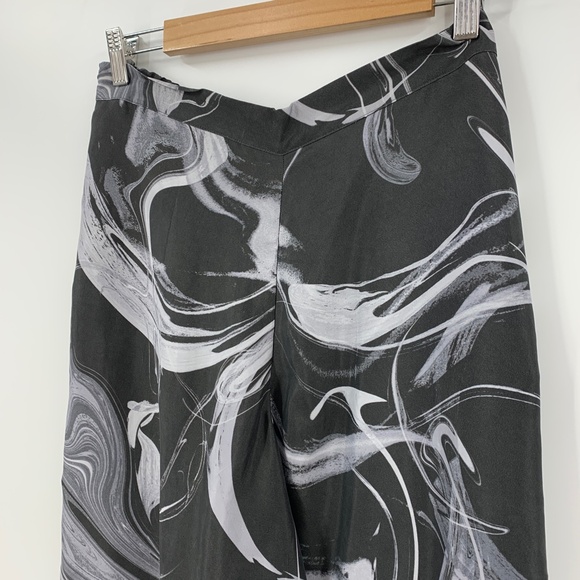 Athleta Calm Cool Wide Leg Pant Black Marble Abstract Sz M - Picture 4 of 13
